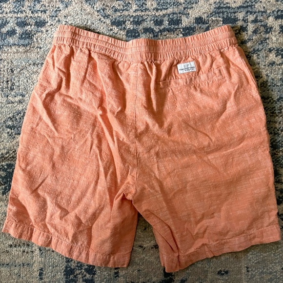 Vineyard vines men’s shorts - Picture 4 of 5